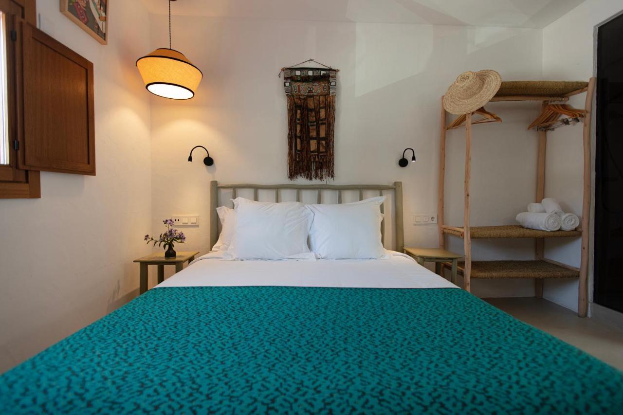 Hostal Mar Y Sal (Adults Only) Sant Josep de sa Talaia Exterior photo